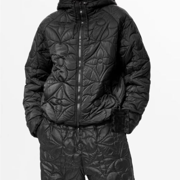 LVSE Flower Quilted Hoodie Reversible Jacket, sz 50, Black - Authentic NWOT - Picture 3 of 16